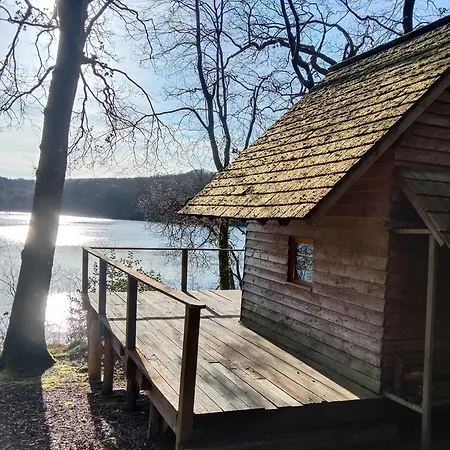 Lodge Les Hebergements Insolites De Quenecan